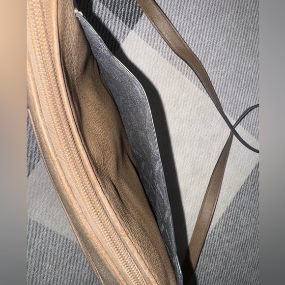 Roots Crossbody Vegan Leather Bag - Picture 16 of 16